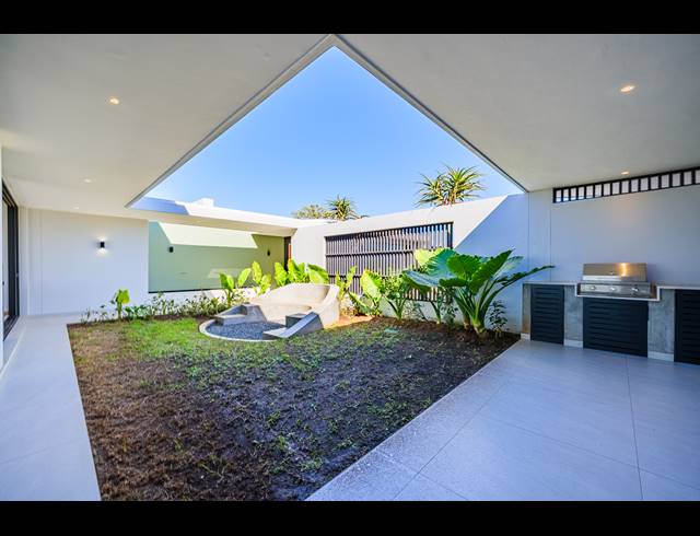 4 BEDROOM HOUSE FOR SALE IN ZULULAMI LUXURY COASTAL ESTATE